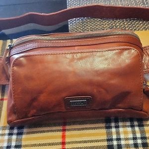 Spikes & Sparrow leather belt bag like-new
